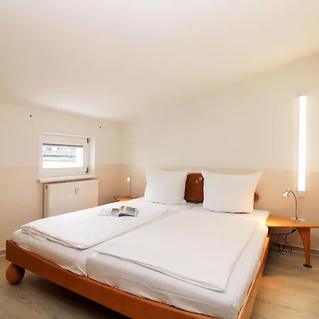 Apartment Haus Triton 1 *